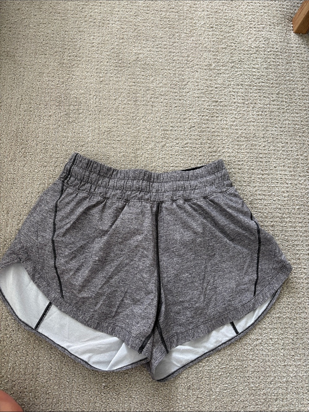 lululemon track that high rise shorts. Grey. Size 6. Excellent condition.